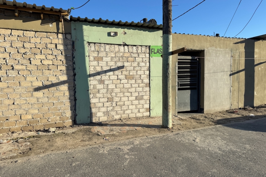 7 Bedroom Property for Sale in Wimbledon Estate Western Cape